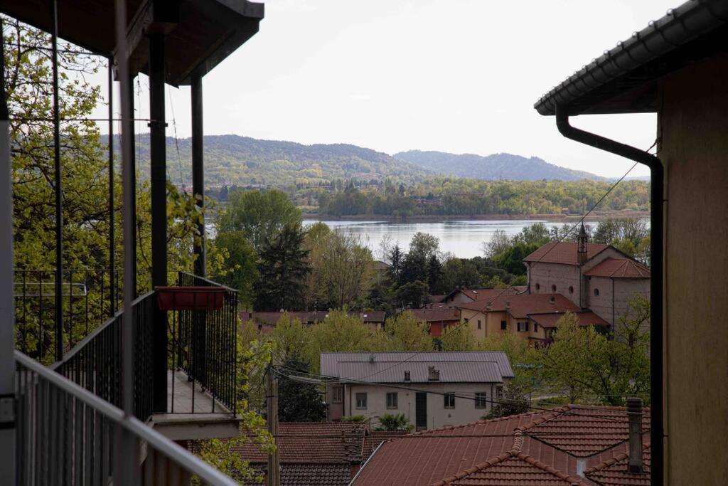 Vista Lago-Appartamento Funzionale Con Vista 瓦雷泽 外观 照片